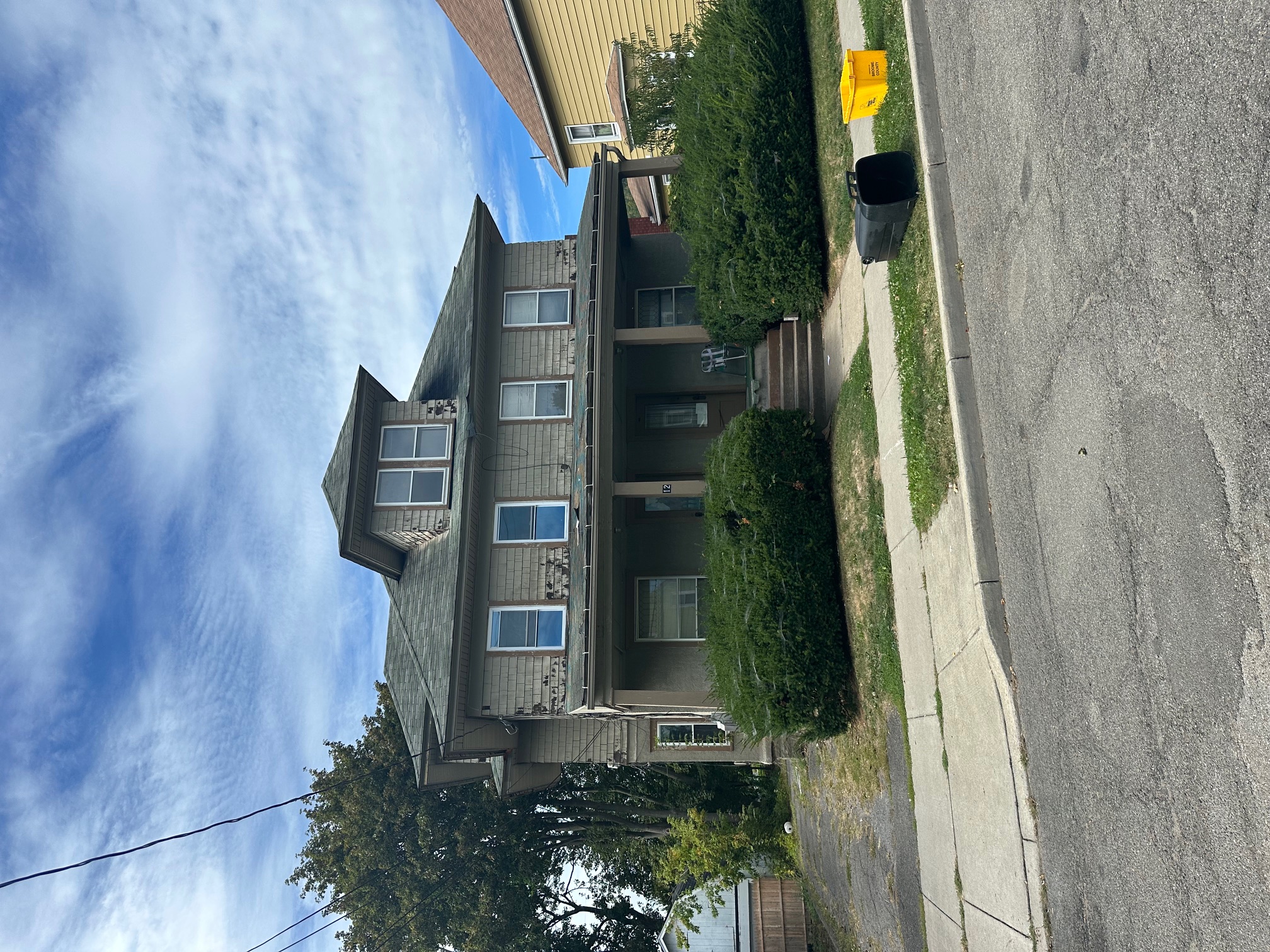 12 Lincoln Avenue - 2nd floor Left