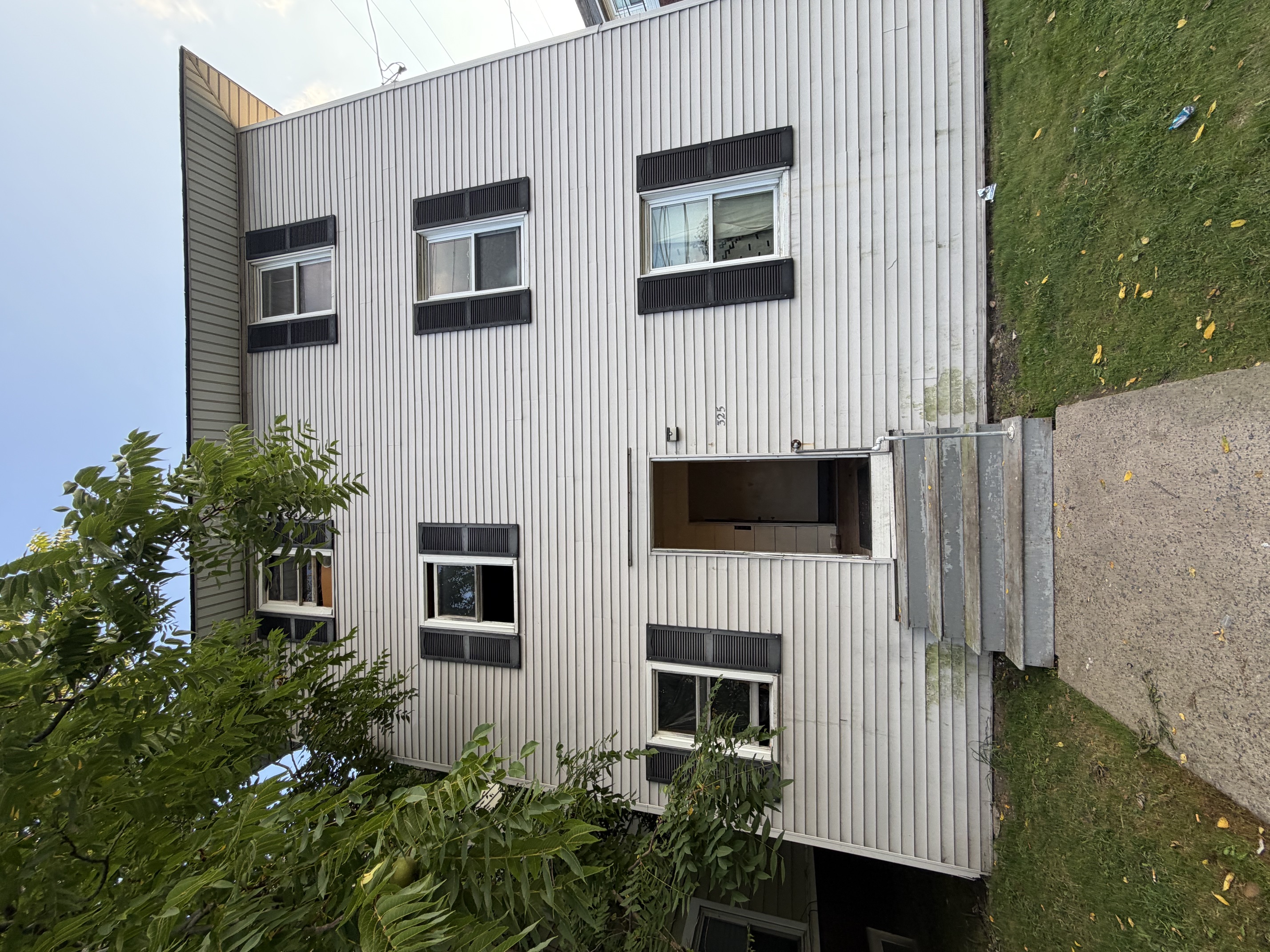 325 Main Street - 4